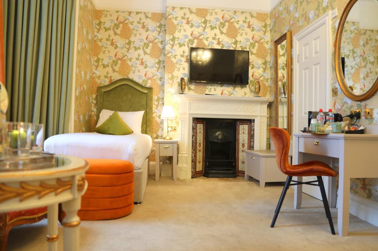 Kilronan House