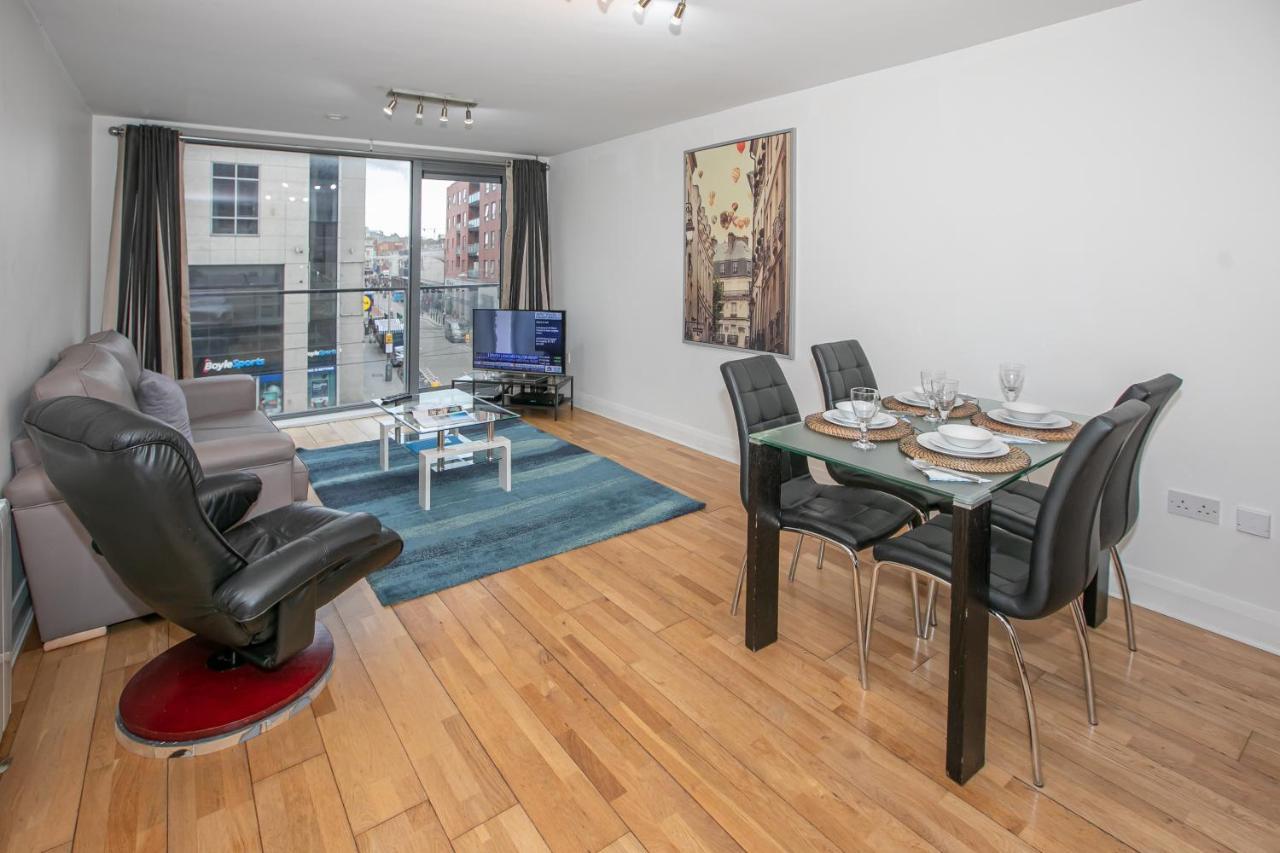 Parnell Corner Apartment