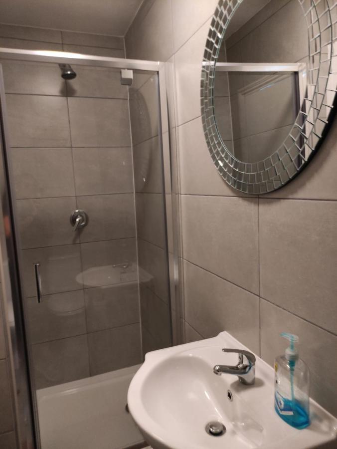Guest house Double Bedroom Dublin