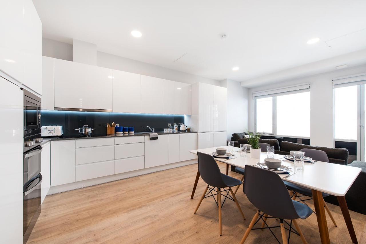 Yugo Explore - Kavanagh Court Apartment
