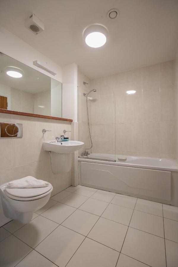 Parnell Corner Apartment *