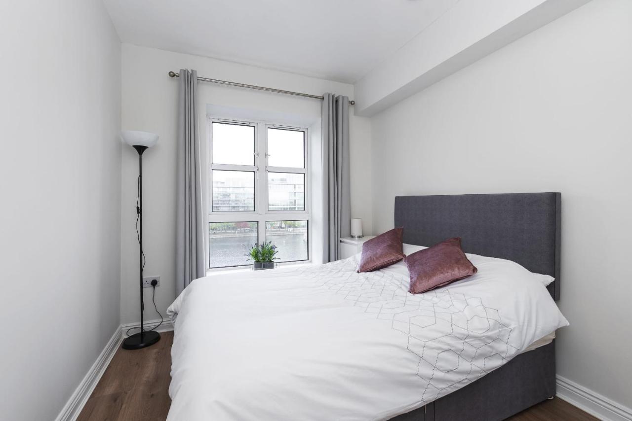 The Waterside 2 Apartment