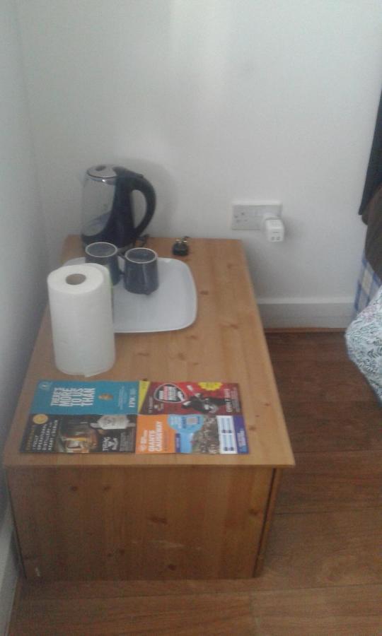 Homestay Apt 64 The Iona Prospect Hill Finglas Rd. 11 *