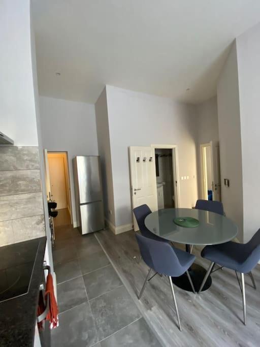 Apartment 1-bed Apt In City Centre