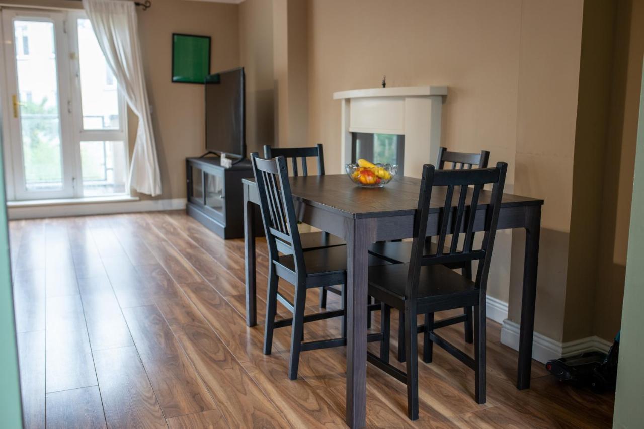 Orchard Way, Shared With An Amazing Double Bedroom With Ensuite * Dublin