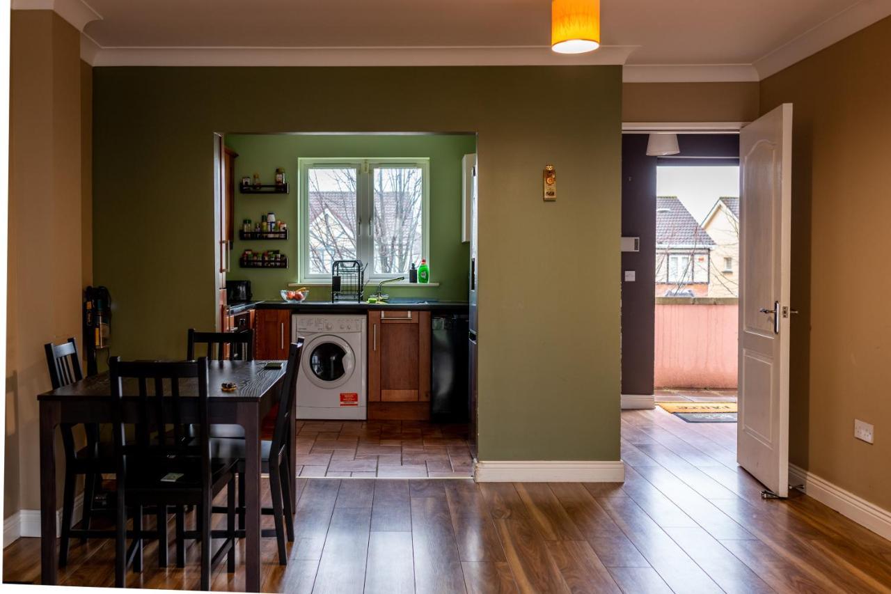 Orchard Way, Shared With An Amazing Double Bedroom With Ensuite Homestay *