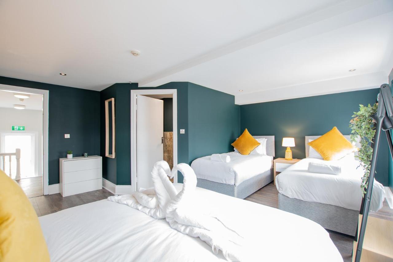 The Yellow Door By Shortstays