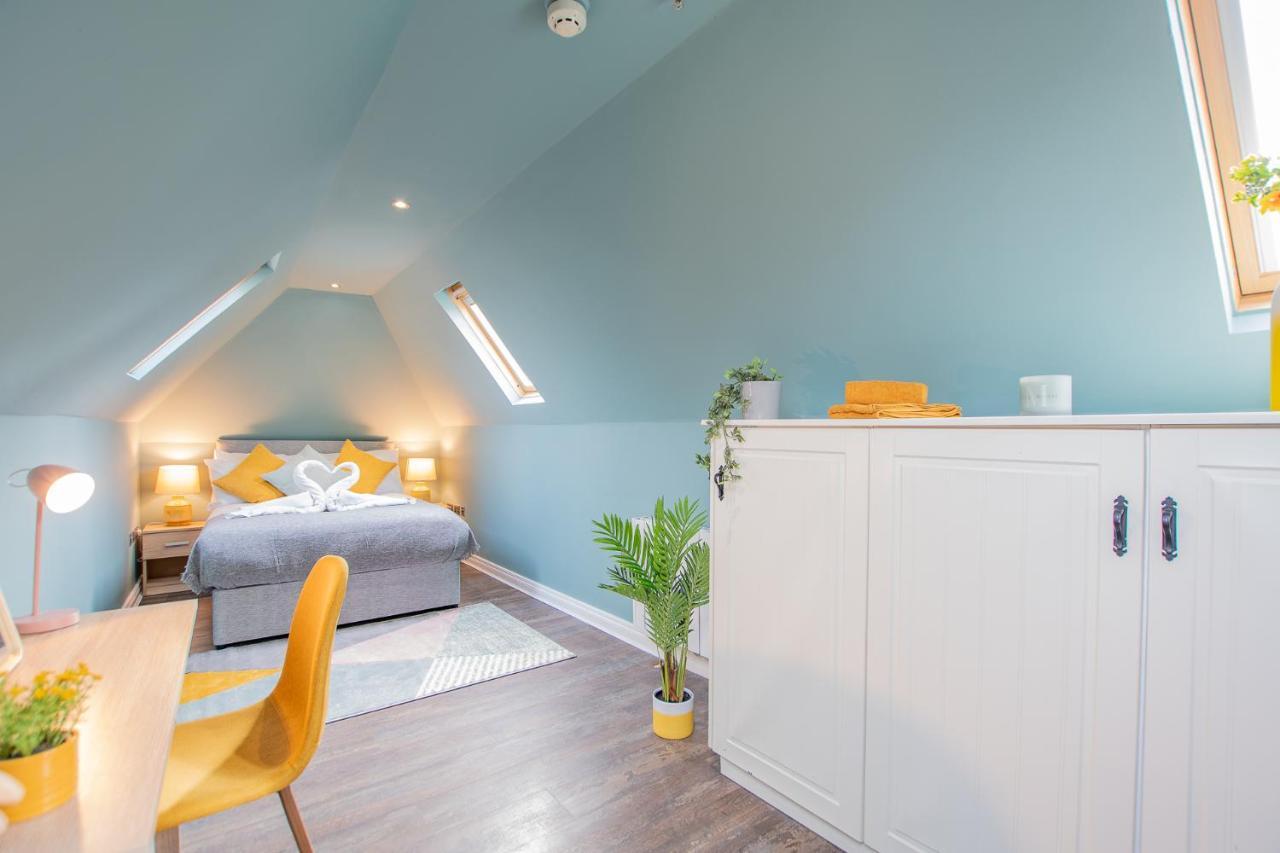 Holiday home The Yellow Door By Shortstays