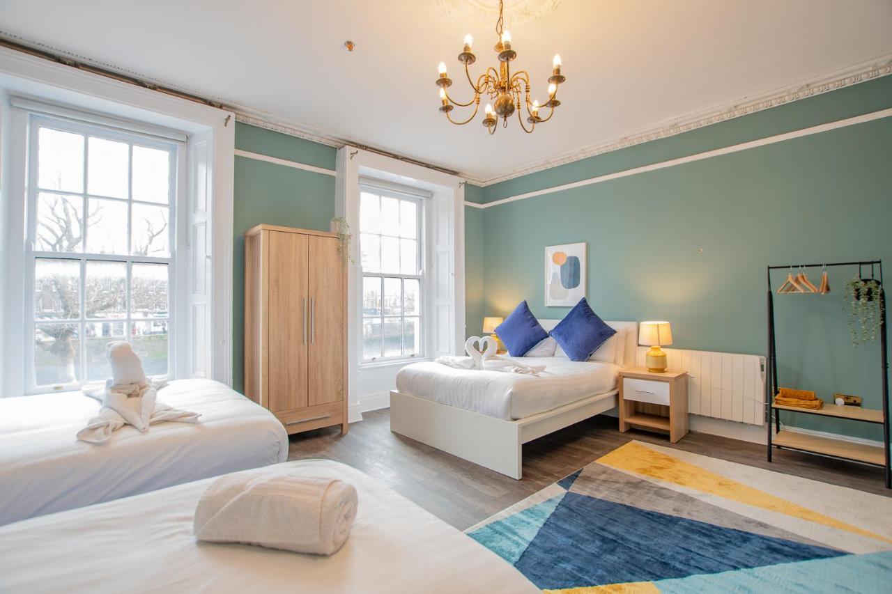 The Yellow Door By Shortstays