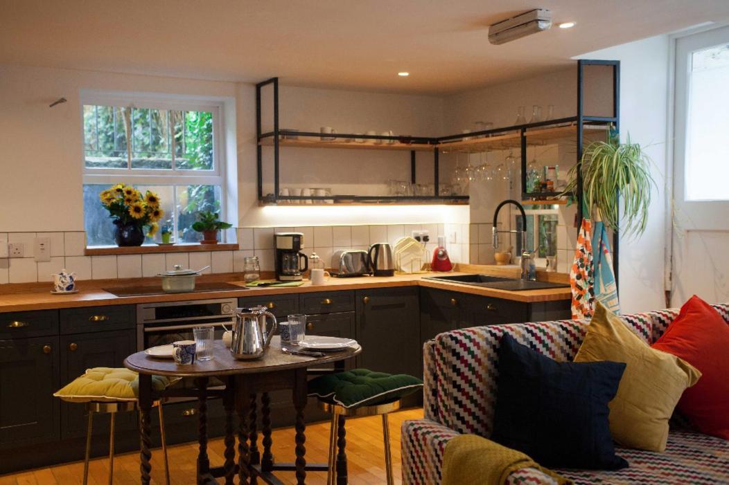 Guest house The Historical Harcourt Dublin