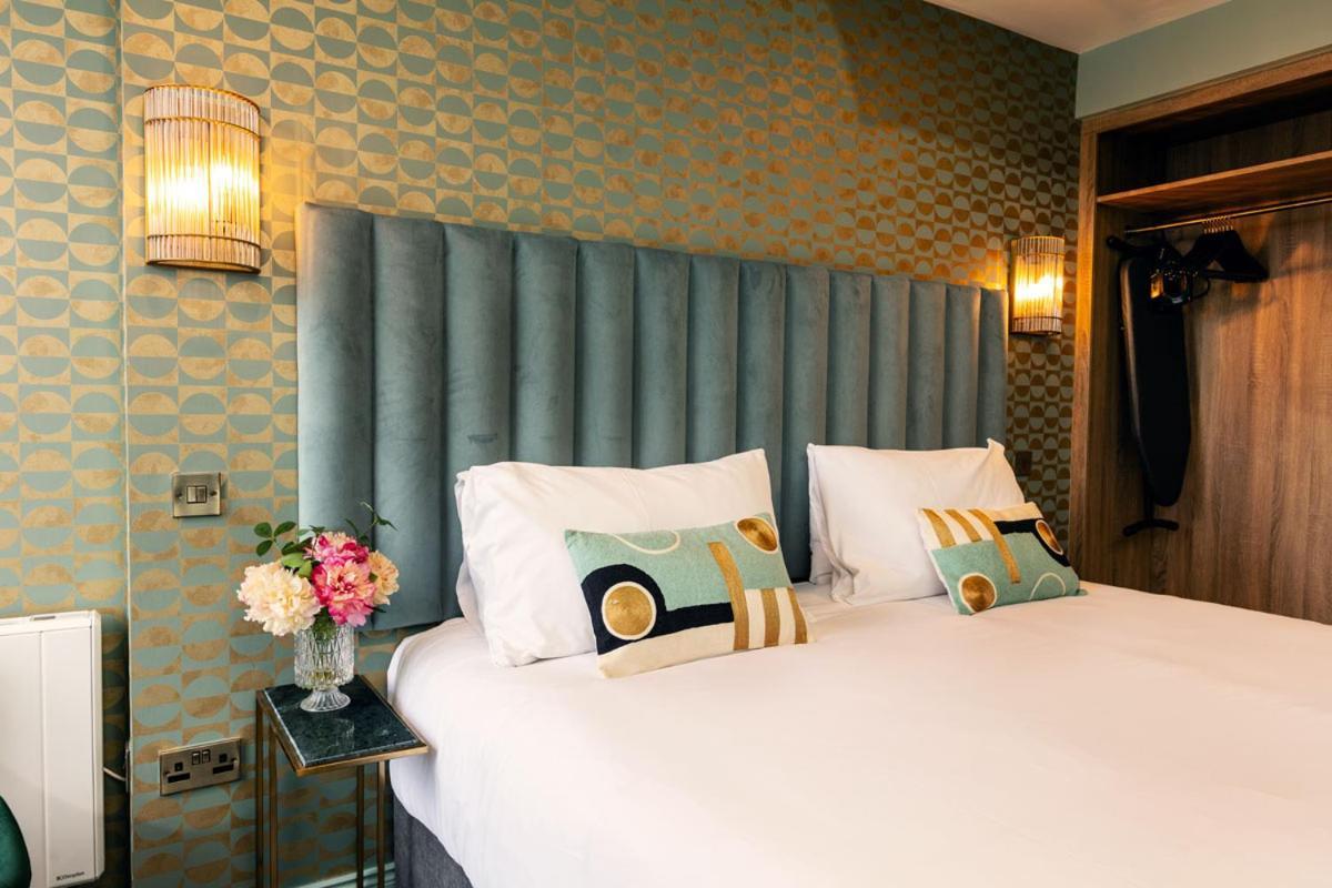 The Ferryman Townhouse Hotel