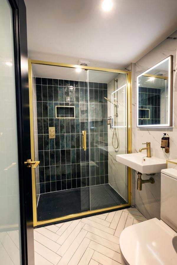 The Ferryman Townhouse Hotel