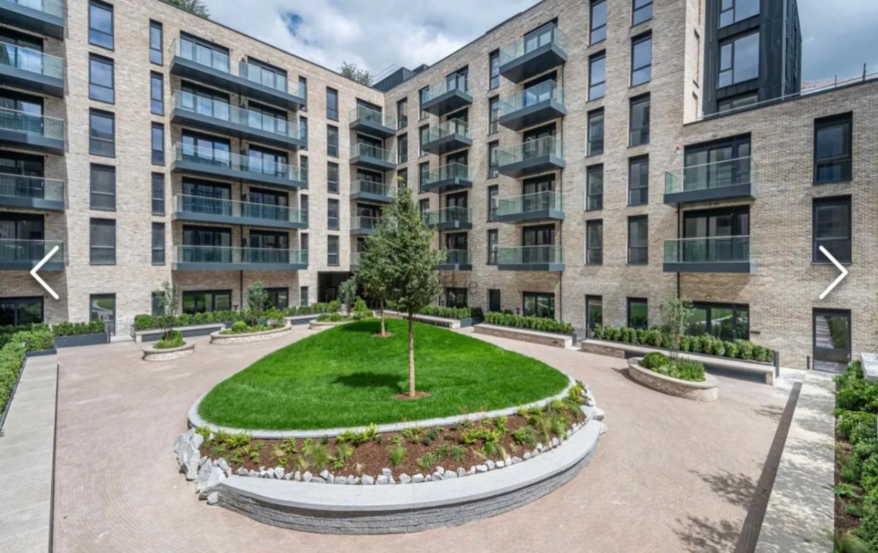 Luxury 1 Bed In Centre Full Kitchen 1 On The Docklands Apartment *