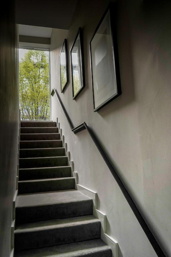 Charming Duplex In Grand Canal *