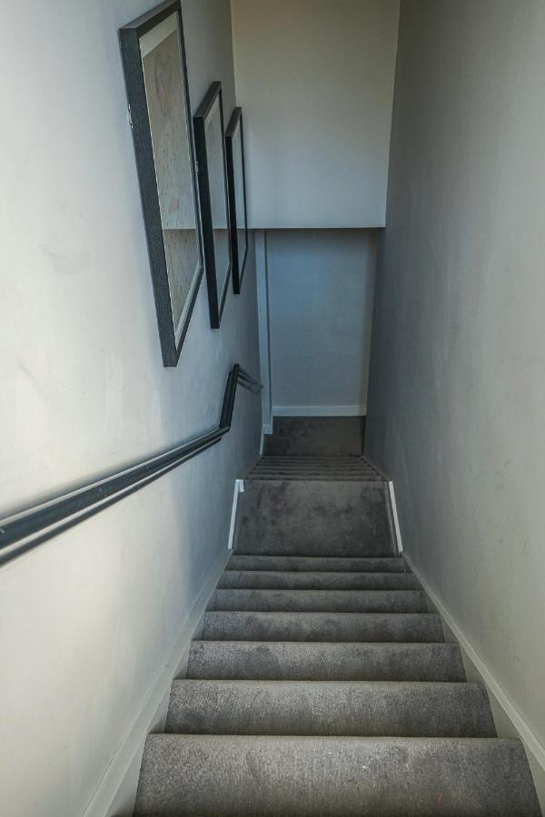 Charming Duplex In Grand Canal * Dublin