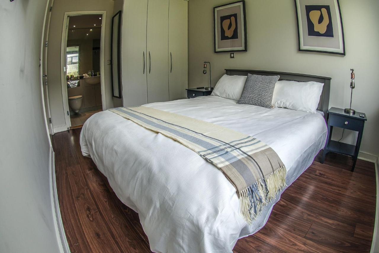 Charming Duplex In Grand Canal Apartment Dublin