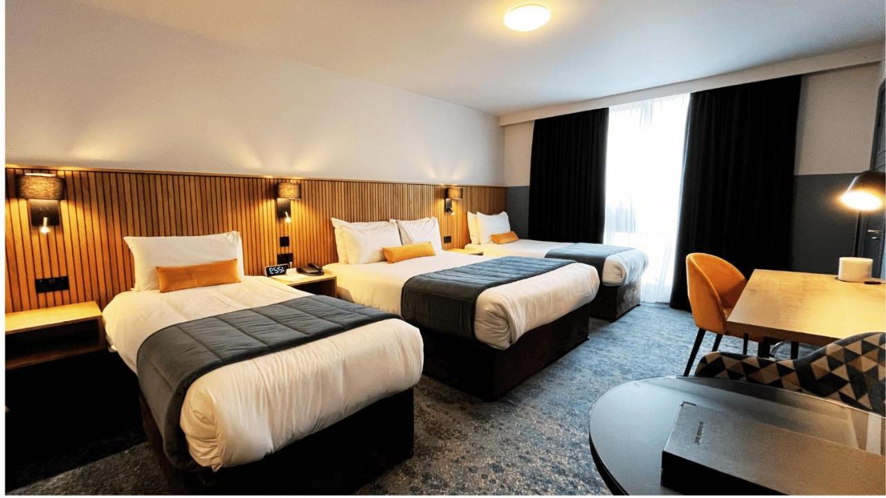 Skylon Hotel 4*