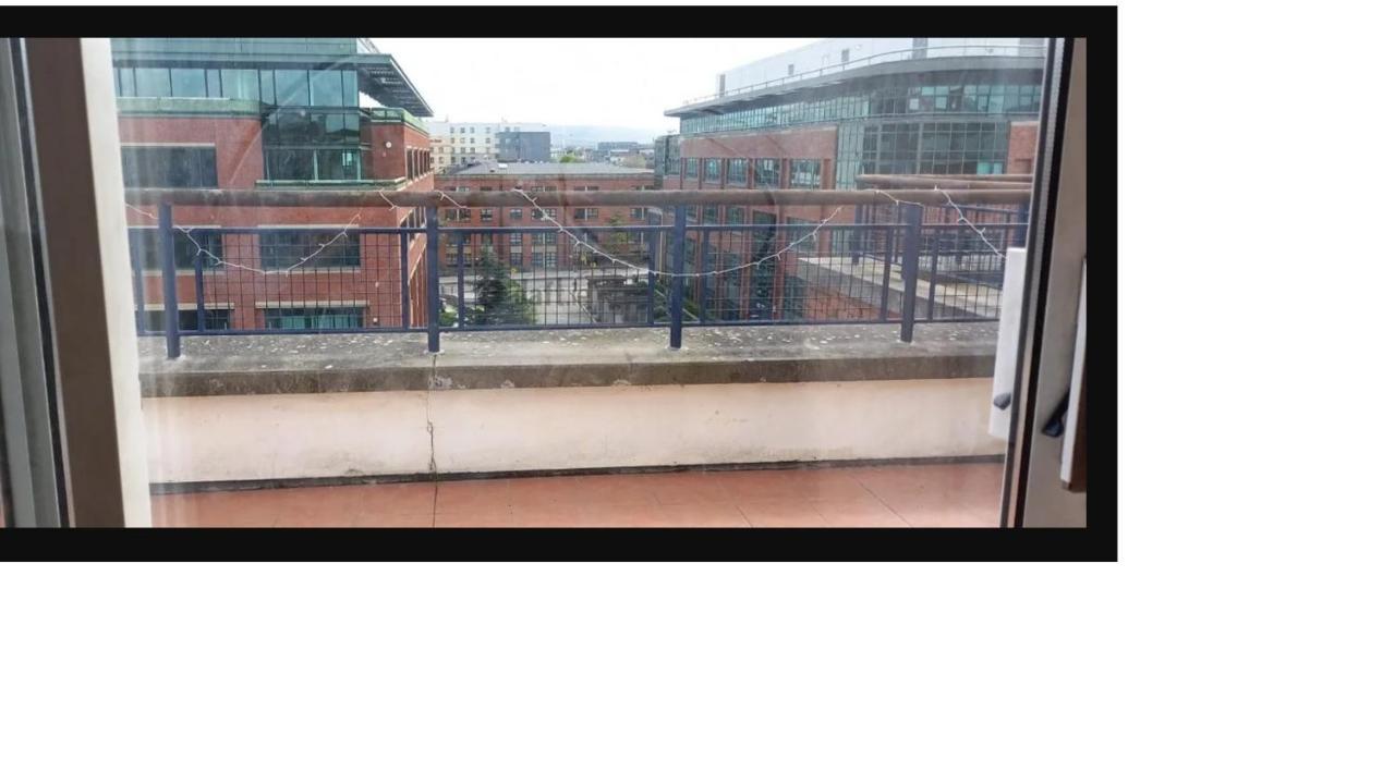 Custom House Harbour Apartments, Ifsc Homestay *