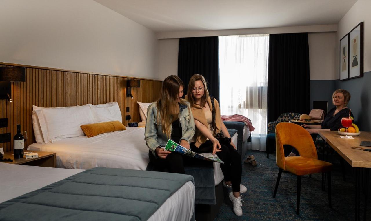 Hotel Skylon