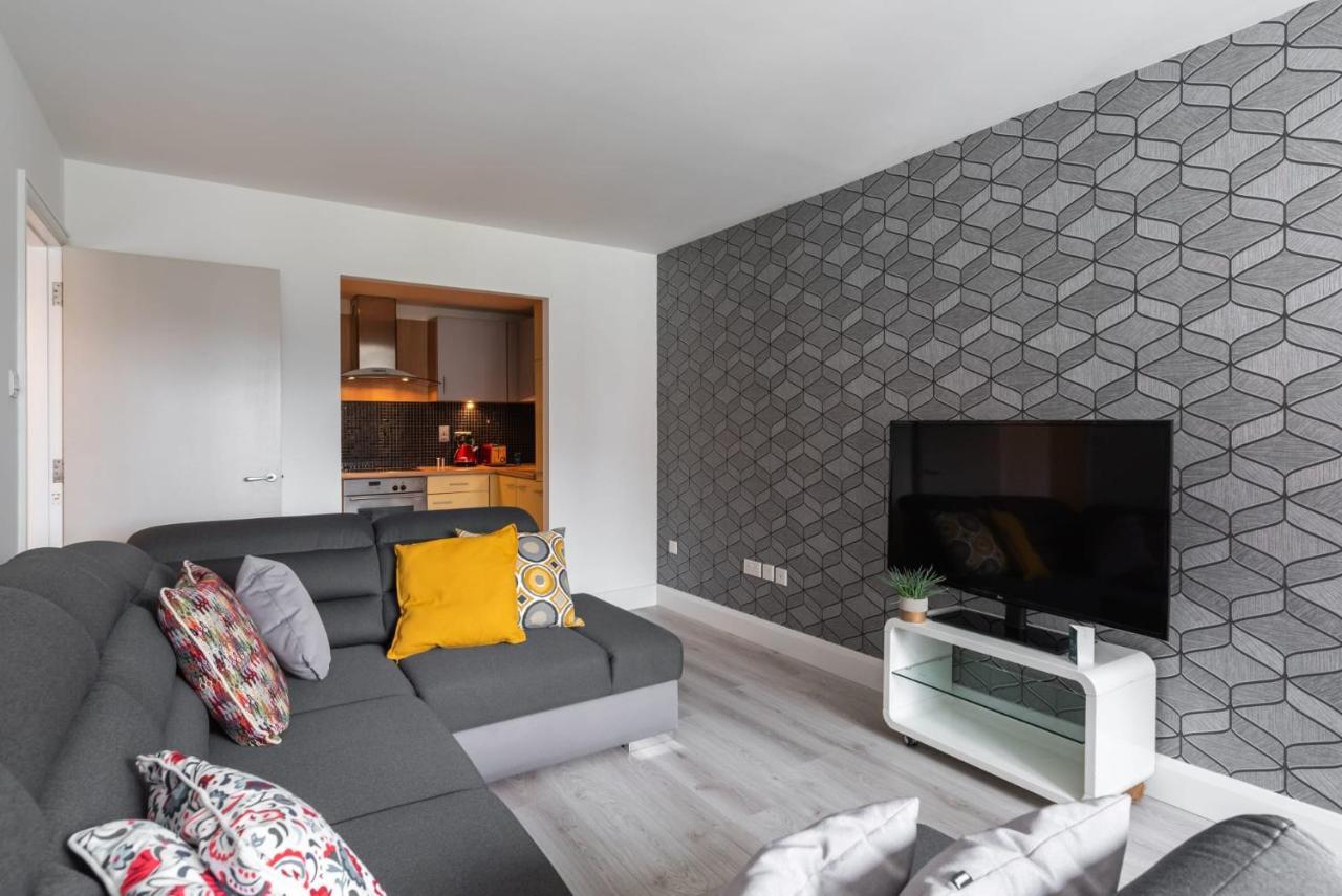 Sweet - Adelaide Square Apartment *