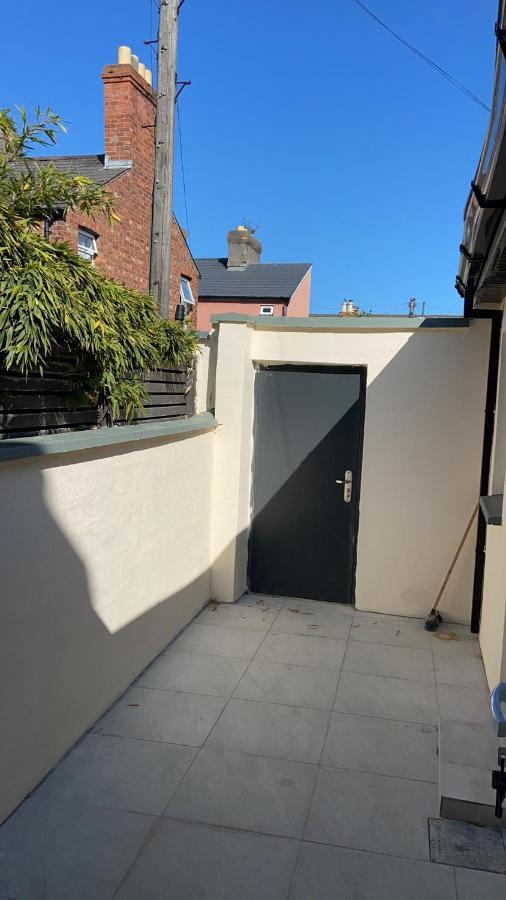 A New Studio Near Center