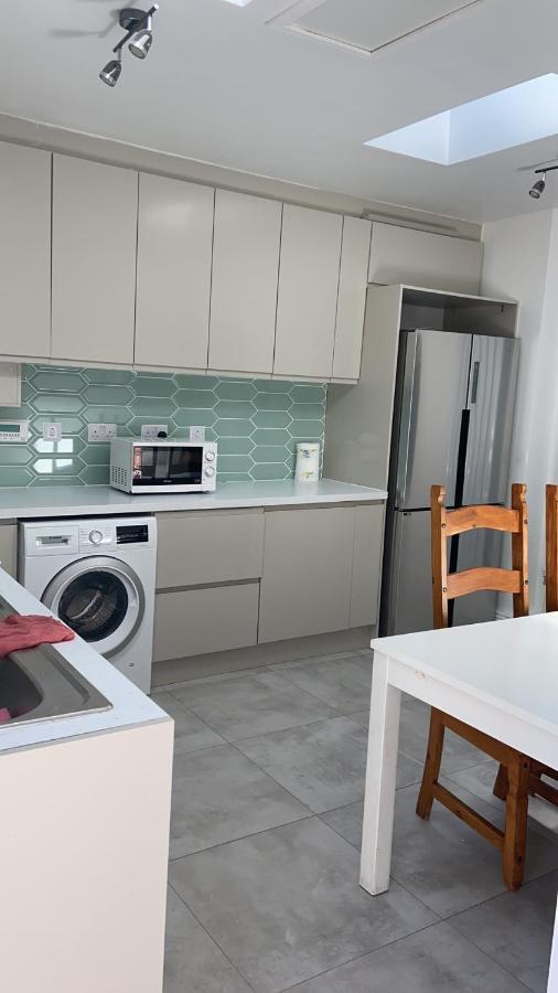 Bright En-suite In Dublin