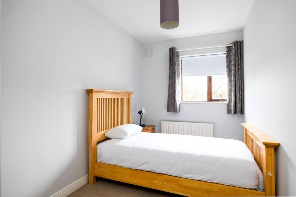 Apartment Lovely 2 Bedroom Maisonette In Beaumont, Dublin