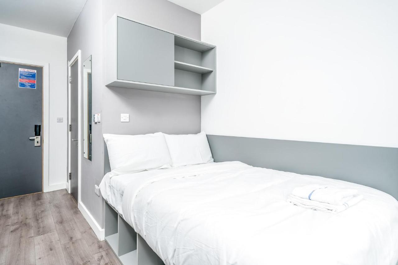 Ensuite Single With Shared Kitchen In Quays Apartment *