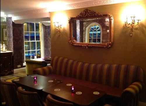 The Ferryman Townhouse Hotel 2*