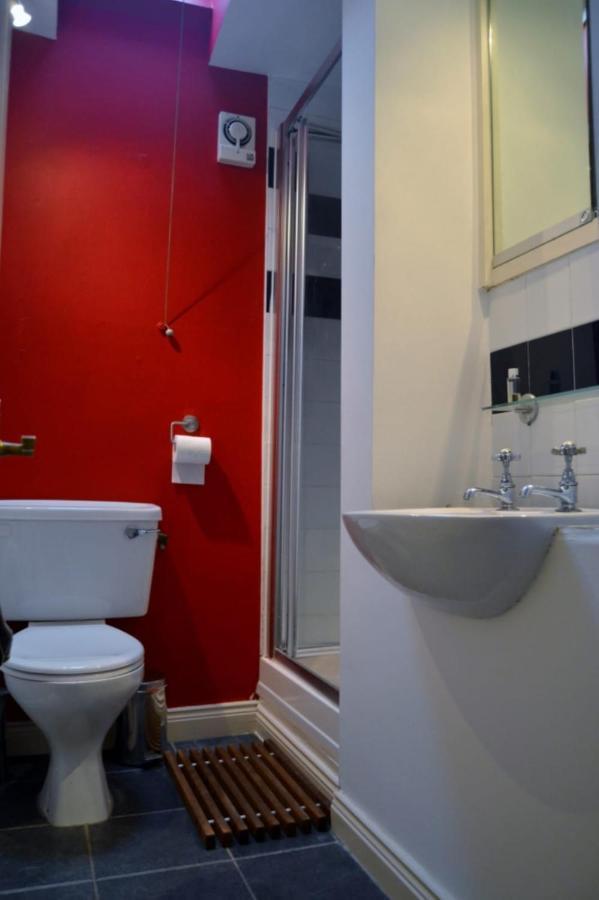 20 Gray Street Homestay *