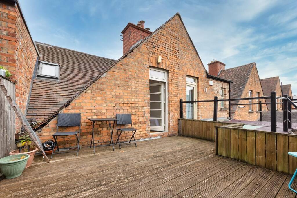 Apartment Homely 3 Bedroom House With A Balcony In Donnybrook *