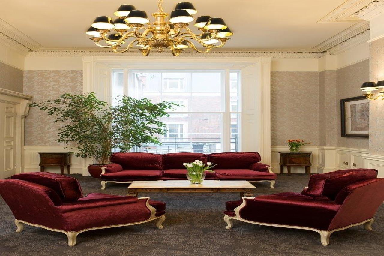 Albany House