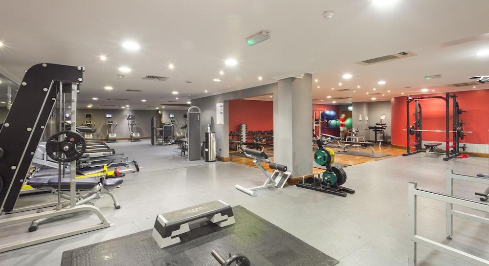 Bonnington & Leisure Centre 4*
