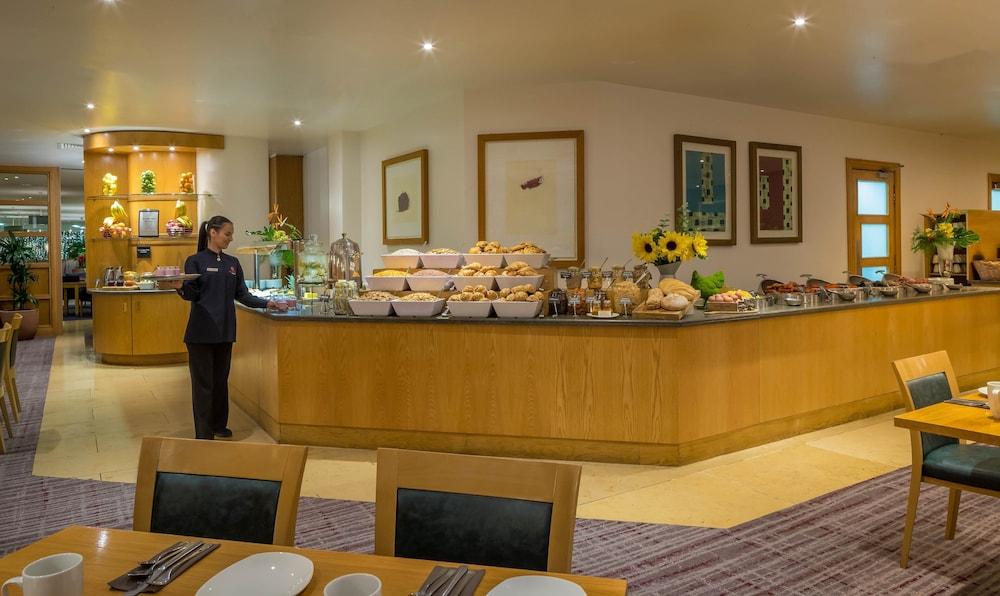 Clayton Cardiff Lane Hotel 4*