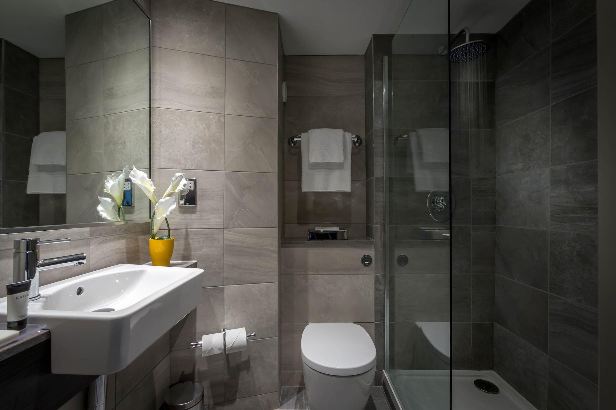 Hotel Maldron Pearse Street