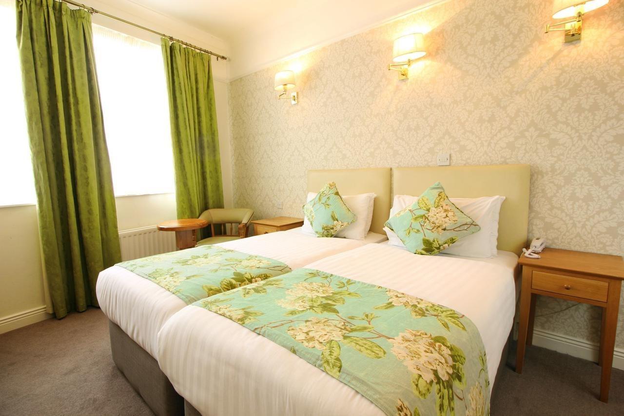 Castle Hotel