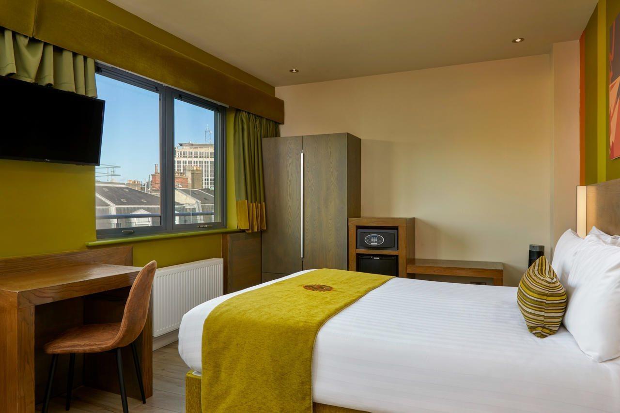 Hotel Temple Bar 3*