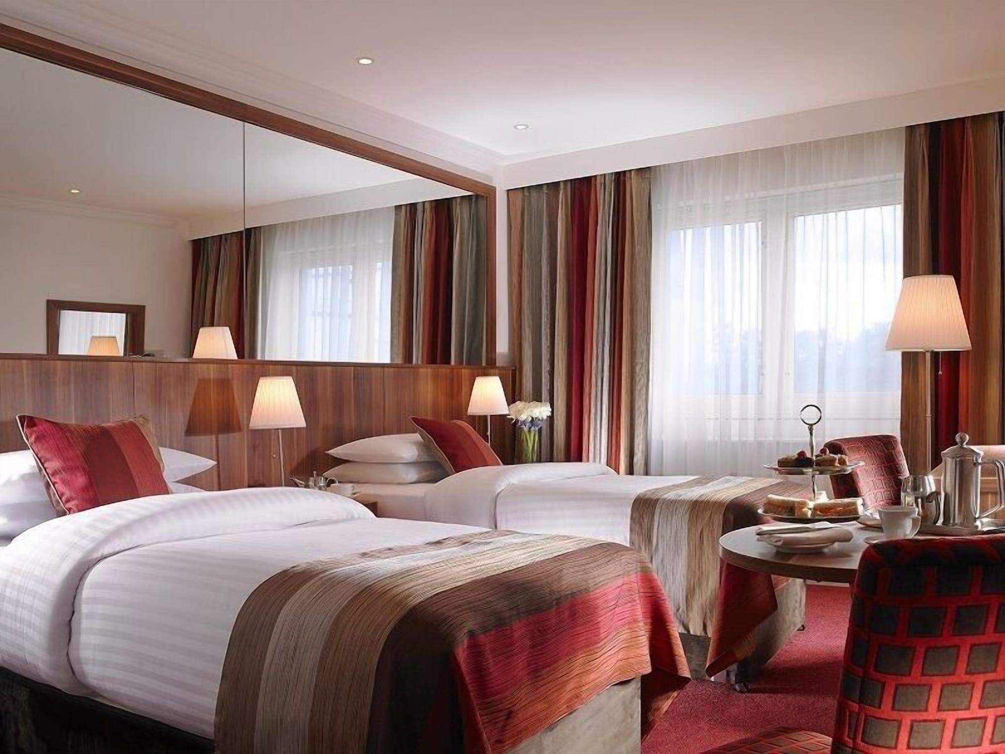 Skylon 4* Dublin