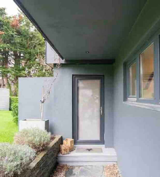 Beautiful Garden With Private Patio And Garden View