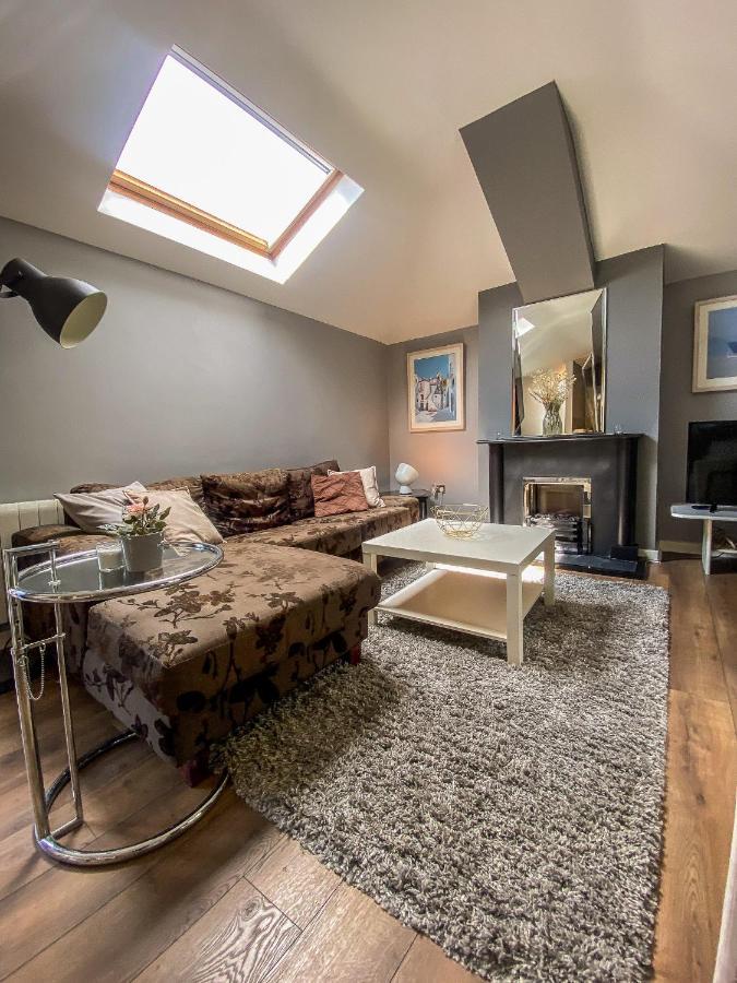 Vakantiehuis Stunning Duplex With Private Parking In 4