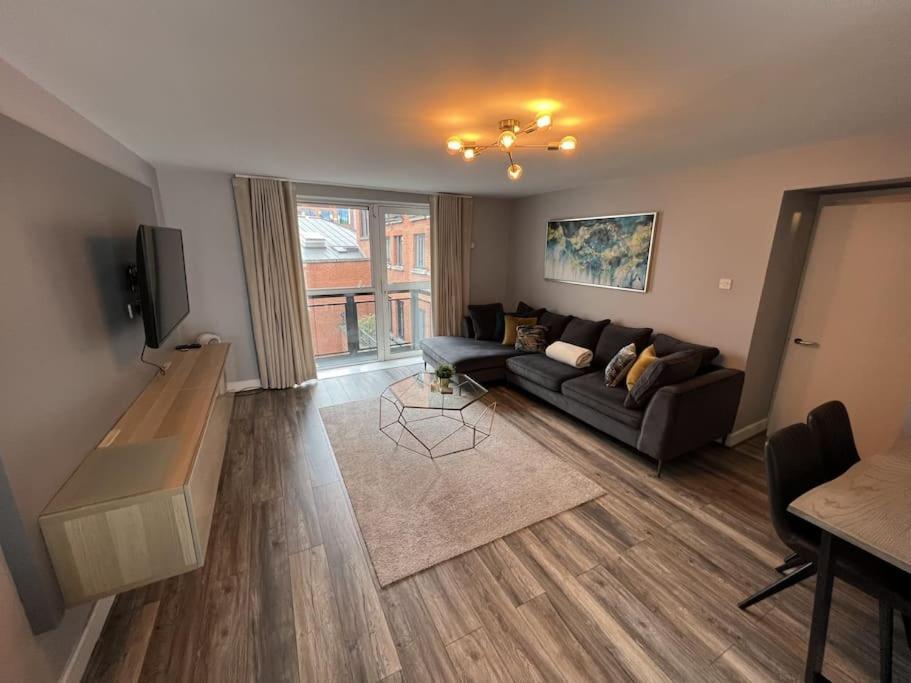 The Smithfield 3 Bed Apartment *