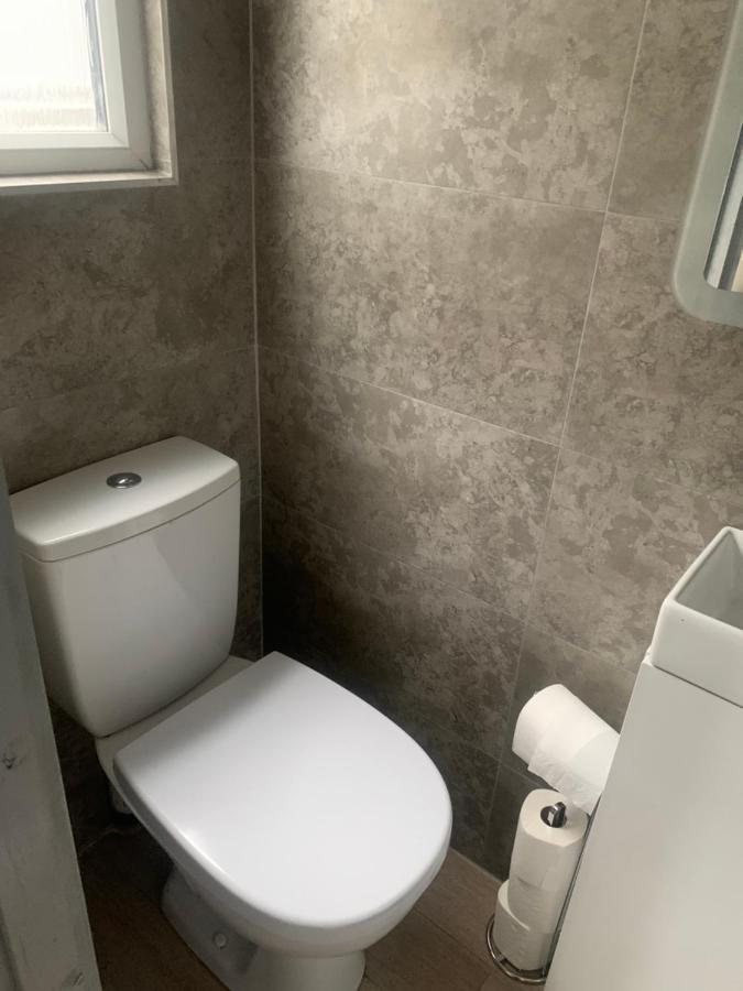 Cosy Open Plan In 11 2 Persons Dublin