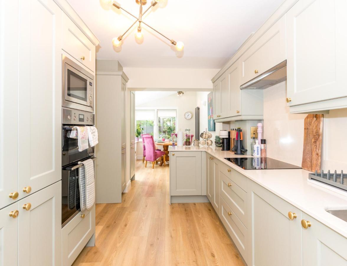 Vakantiehuis Fashionable Chic Townhouse In D4 *