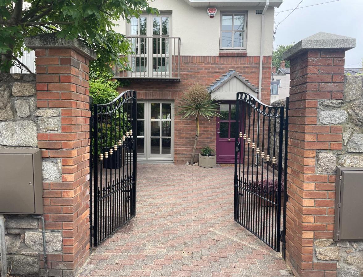 Vakantiehuis Fashionable Chic Townhouse In D4 *