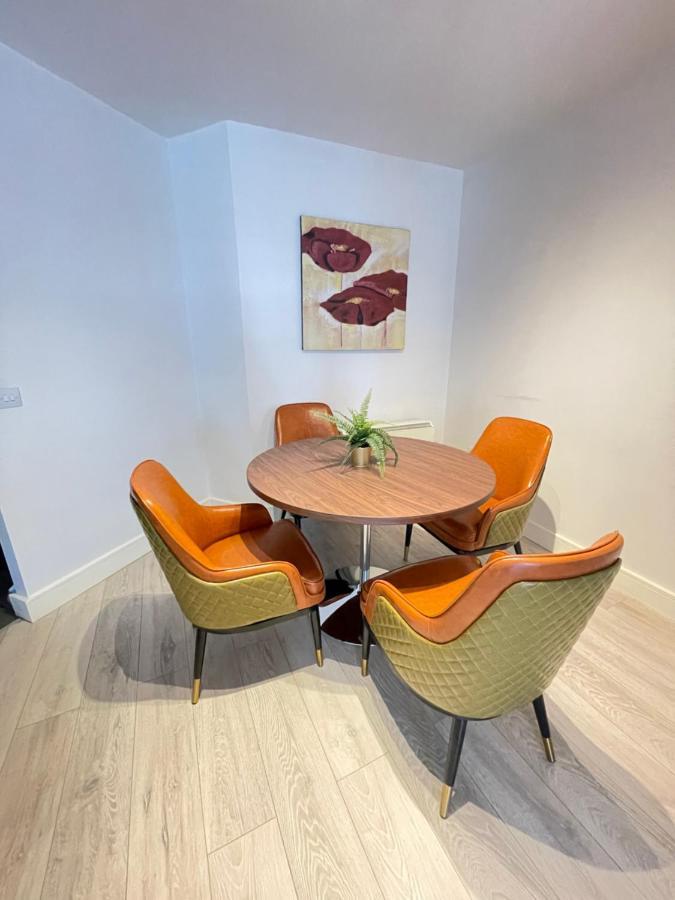 Greeg Court Apartment