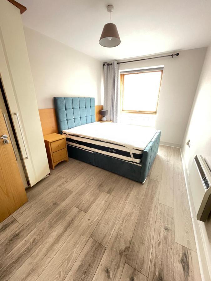 Greeg Court Apartment *