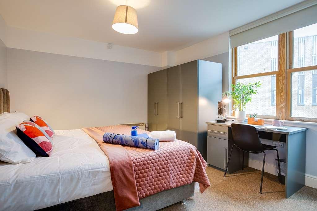 Griffith Halls Of Hotel *