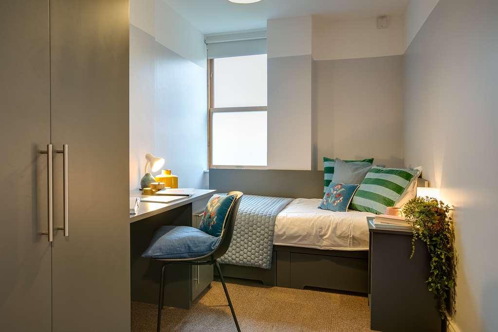 Griffith Halls Of Hotel