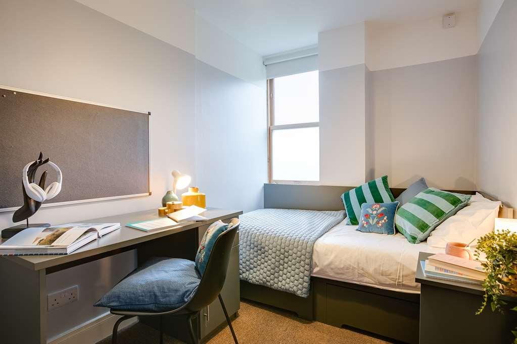 Griffith Halls Of Hotel *