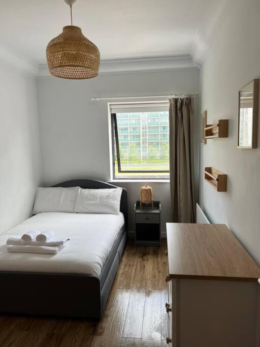 Stylish Flat With River View Dublin